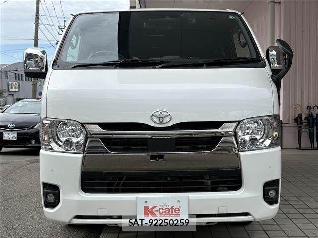 Toyota HIACE VAN 2023-05 8746419-1