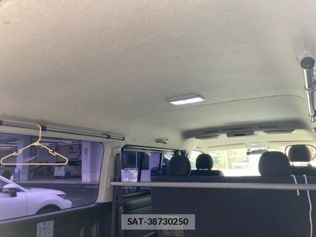 Toyota HIACE VAN 2012-05 8746434-12