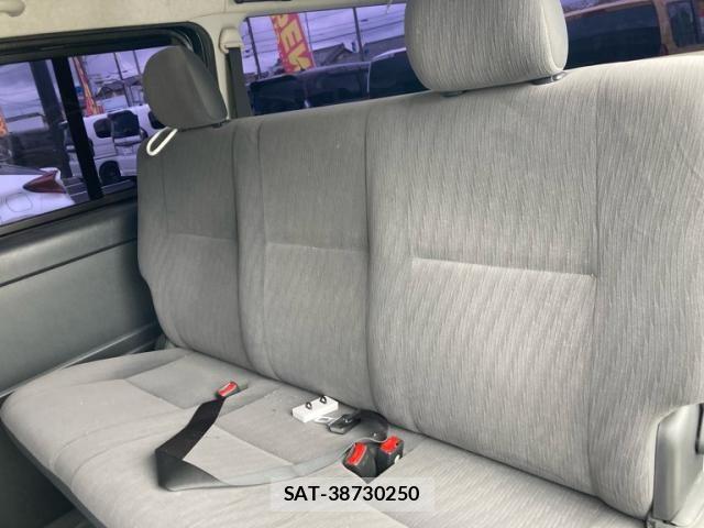 Toyota HIACE VAN 2012-05 8746434-14