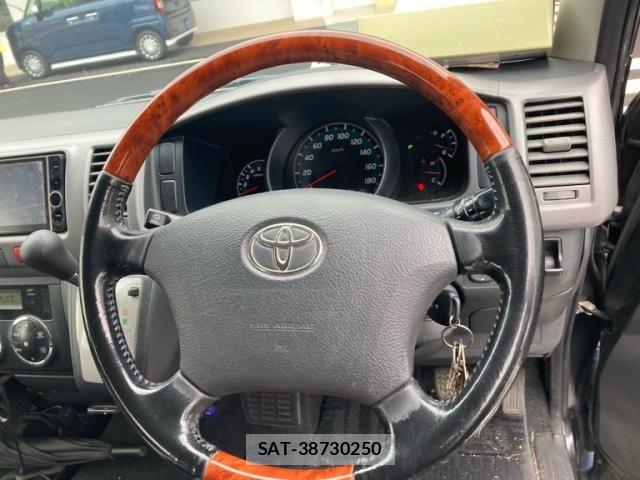 Toyota HIACE VAN 2012-05 8746434-16