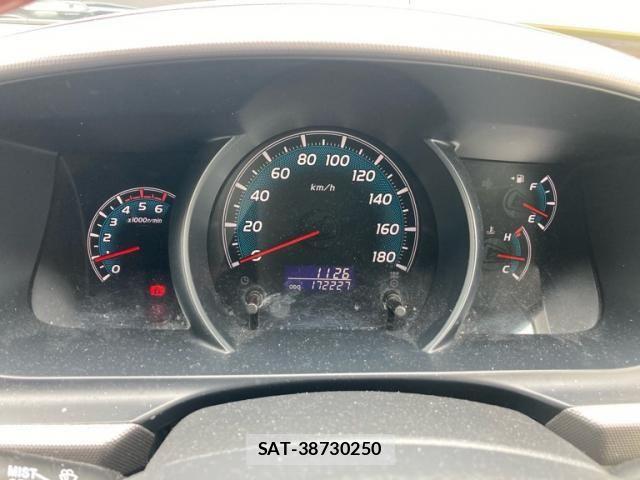 Toyota HIACE VAN 2012-05 8746434-17