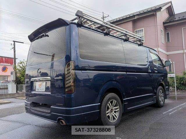 Toyota HIACE VAN 2018-07 8746429-20