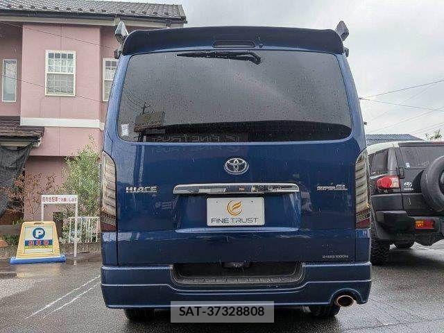 Toyota HIACE VAN 2018-07 8746429-21