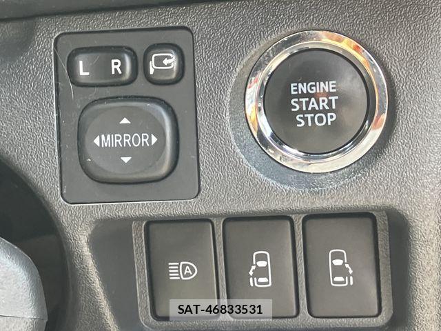Toyota HIACE VAN 2021-09 8746408-17