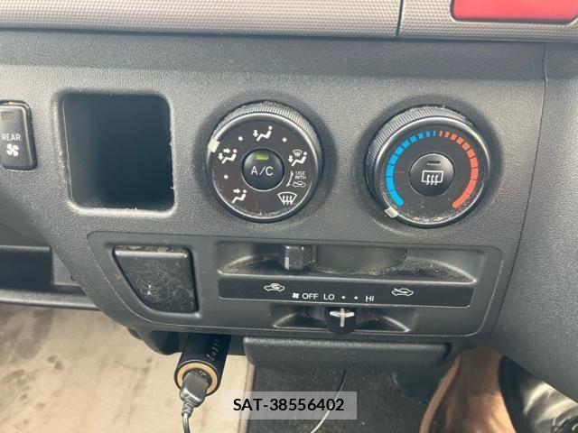 Toyota HIACE VAN 2005-09 8746435-23