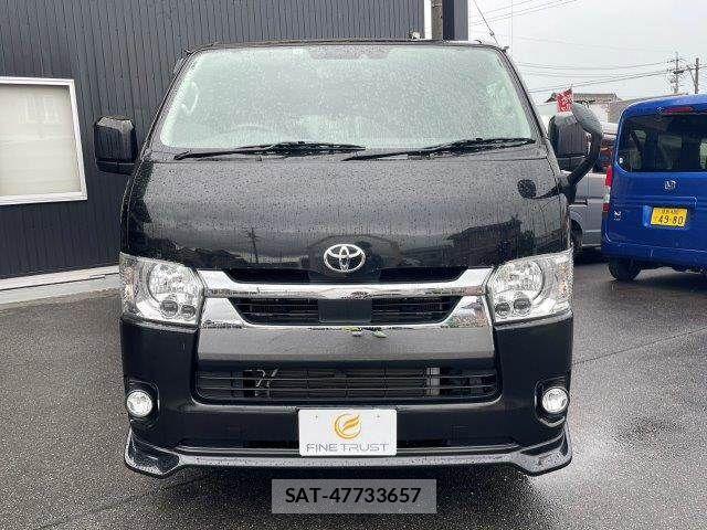 Toyota HIACE VAN 2021-08 8746422-17
