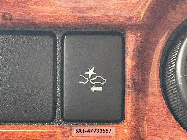 Toyota HIACE VAN 2021-08 8746422-8