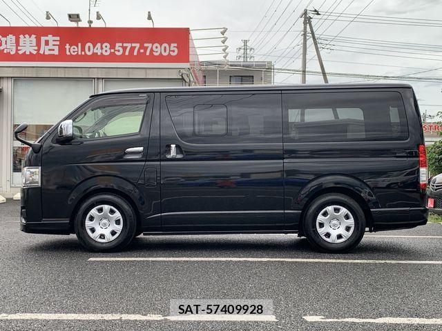 Toyota HIACE VAN 2023-06 8746424-13