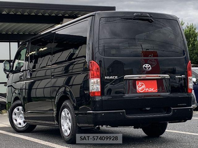 Toyota HIACE VAN 2023-06 8746424-4