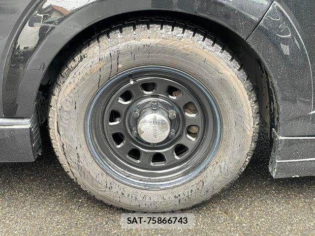 Toyota HIACE VAN 2009-12 8746433-26