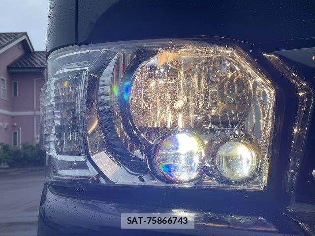 Toyota HIACE VAN 2009-12 8746433-27