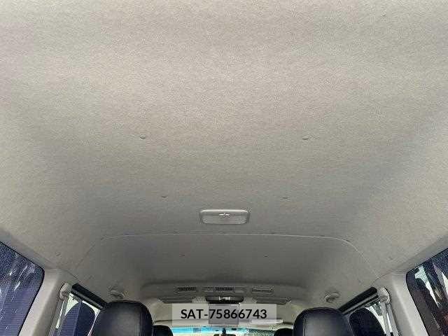Toyota HIACE VAN 2009-12 8746433-6