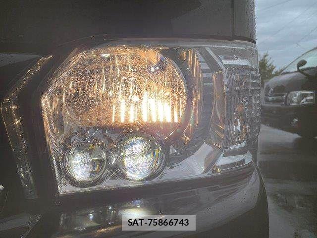 Toyota HIACE VAN 2009-12 8746433-8