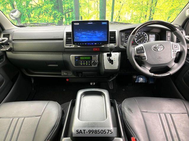 Toyota HIACE VAN 2025-11 8746410-1