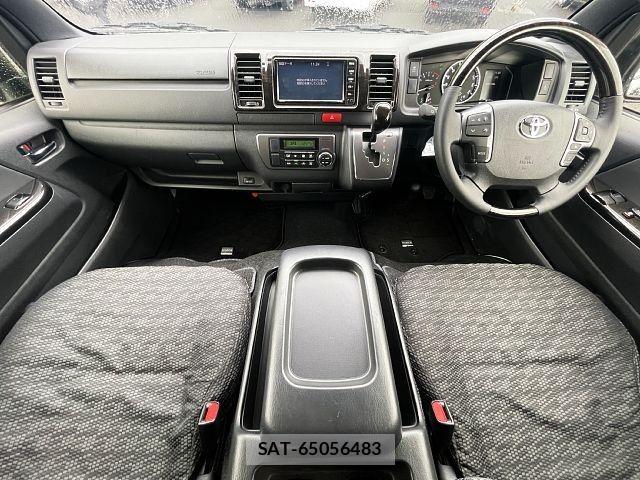 Toyota HIACE VAN 2023-01 8746417-1