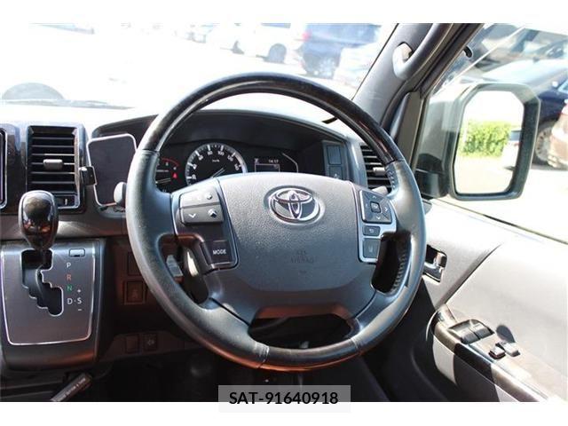 Toyota HIACE VAN 2023-12 8746420-15