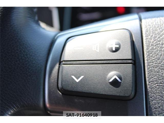 Toyota HIACE VAN 2023-12 8746420-27