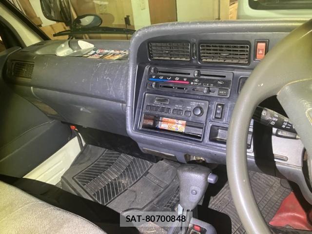Toyota HIACE VAN 1997-01 8746431-12