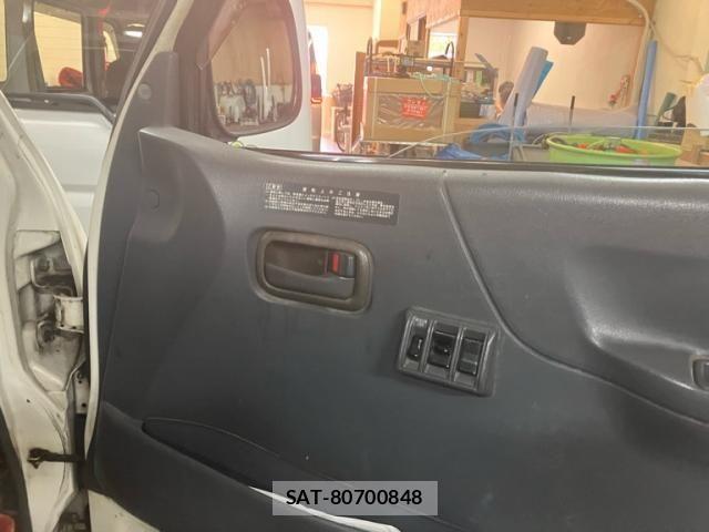 Toyota HIACE VAN 1997-01 8746431-8