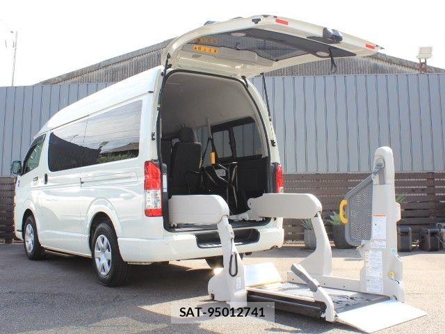 Toyota HIACE VAN 2022-02 8746413-0