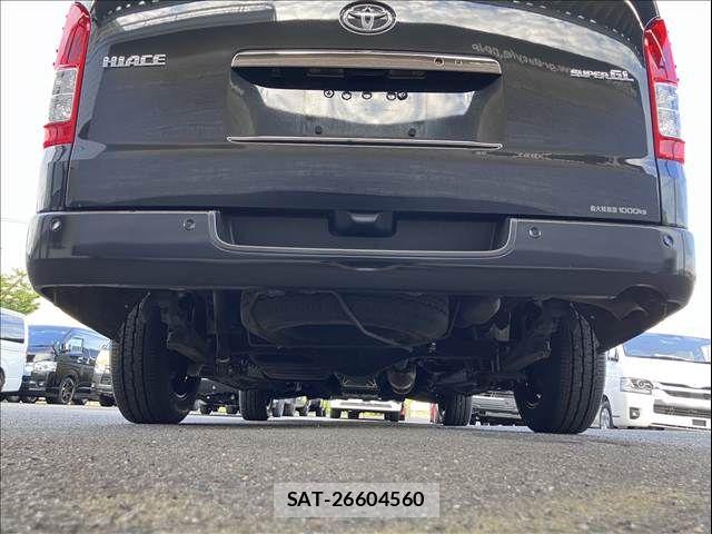 Toyota HIACE VAN 2022-10 8746412-27
