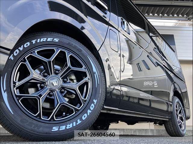 Toyota HIACE VAN 2022-10 8746412-8