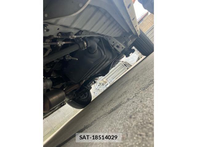 Toyota HIACE VAN 2021-01 8746425-9