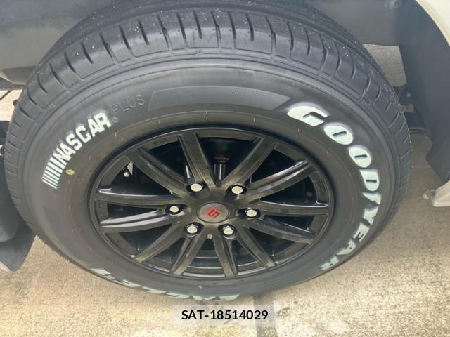 Toyota HIACE VAN 2021-01 8746425-10