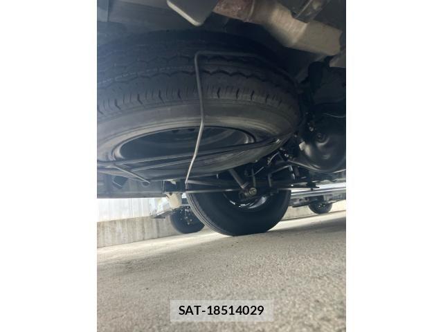 Toyota HIACE VAN 2021-01 8746425-13