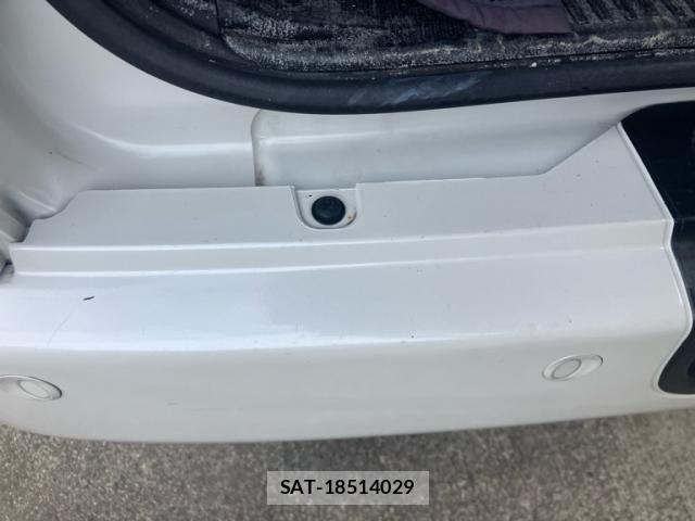 Toyota HIACE VAN 2021-01 8746425-14