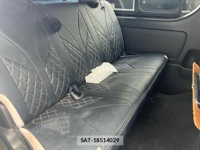 Toyota HIACE VAN 2021-01 8746425-19