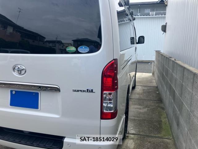 Toyota HIACE VAN 2021-01 8746425-5