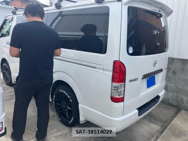 Toyota HIACE VAN 2021-01 8746425-6