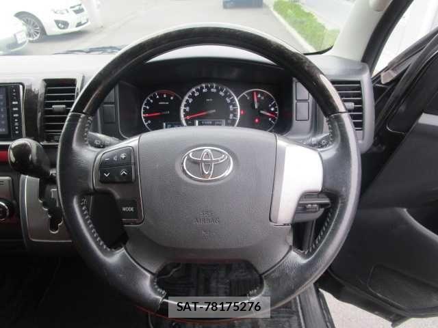 Toyota HIACE VAN 2017-08 8746421-20