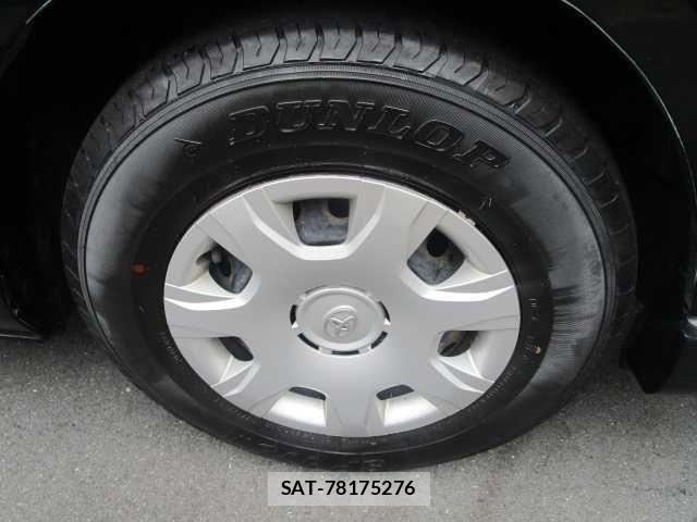 Toyota HIACE VAN 2017-08 8746421-26