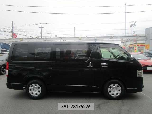 Toyota HIACE VAN 2017-08 8746421-4
