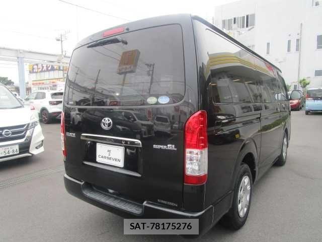 Toyota HIACE VAN 2017-08 8746421-5
