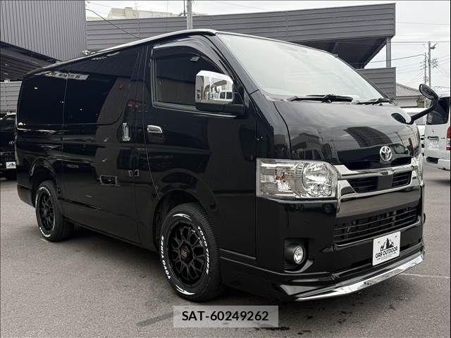 Toyota HIACE VAN 2022-02 8746418-10