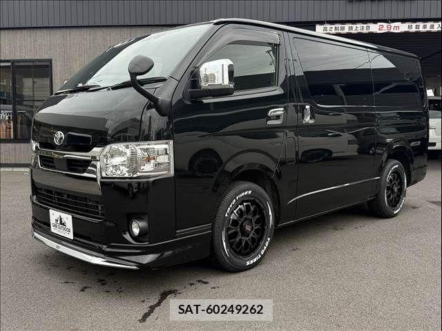 Toyota HIACE VAN 2022-02 8746418-11