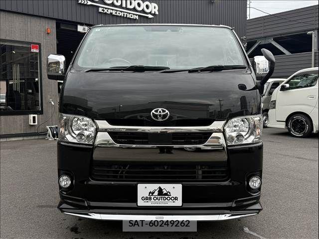 Toyota HIACE VAN 2022-02 8746418-1