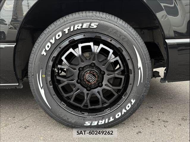 Toyota HIACE VAN 2022-02 8746418-20