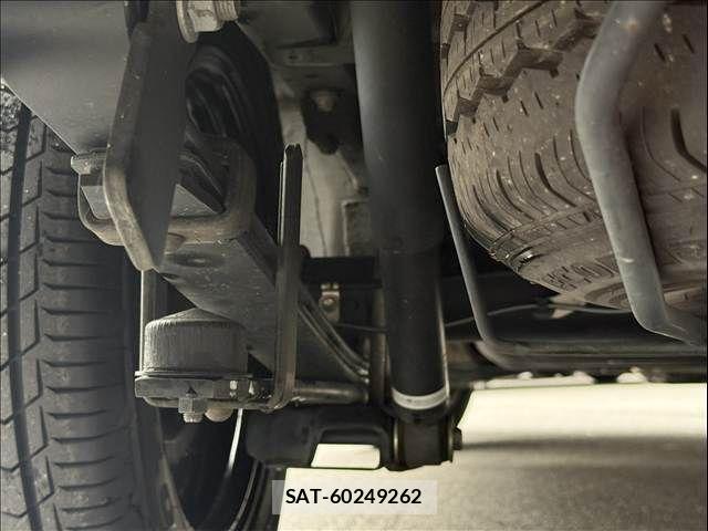 Toyota HIACE VAN 2022-02 8746418-22