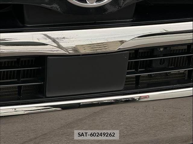 Toyota HIACE VAN 2022-02 8746418-27