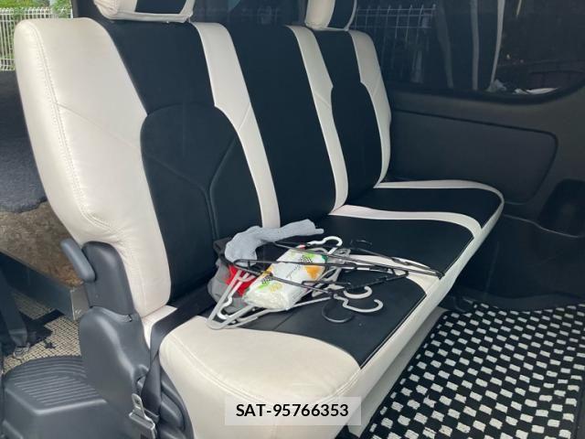 Toyota HIACE VAN 2014-03 8782407-14