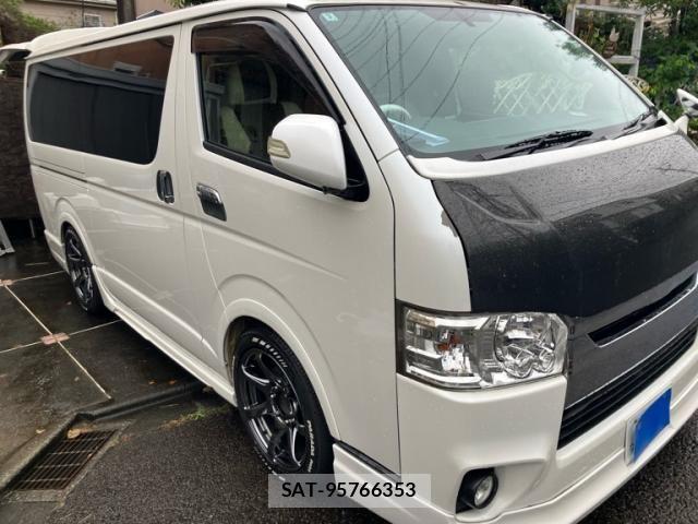 Toyota HIACE VAN 2014-03 8782407-1