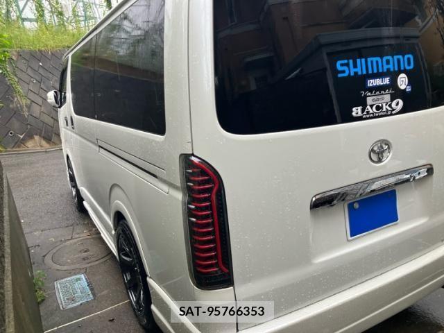Toyota HIACE VAN 2014-03 8782407-4