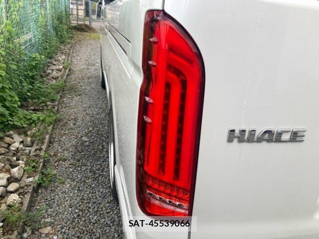 Toyota HIACE VAN 2013-09 8782398-10