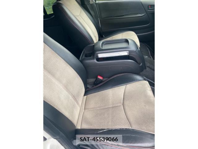 Toyota HIACE VAN 2013-09 8782398-13