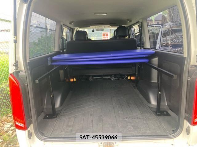 Toyota HIACE VAN 2013-09 8782398-15