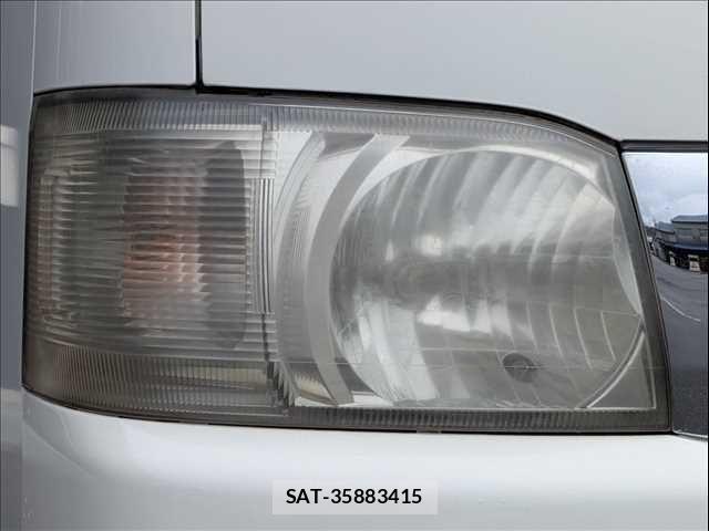 Toyota HIACE VAN 2007-01 8782406-21